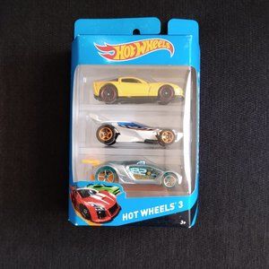 NEW Hot Wheels 3 Car Pack Racing Cars